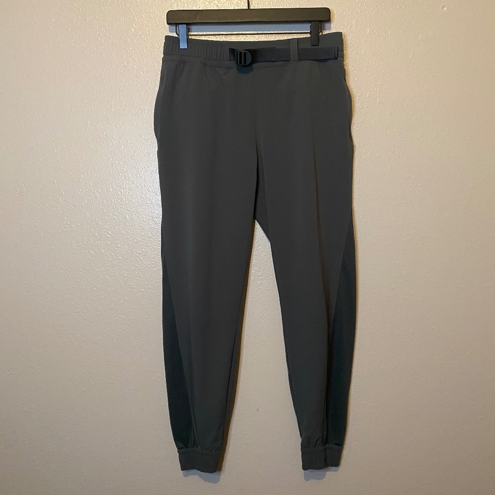 Athleta Quest Jogger